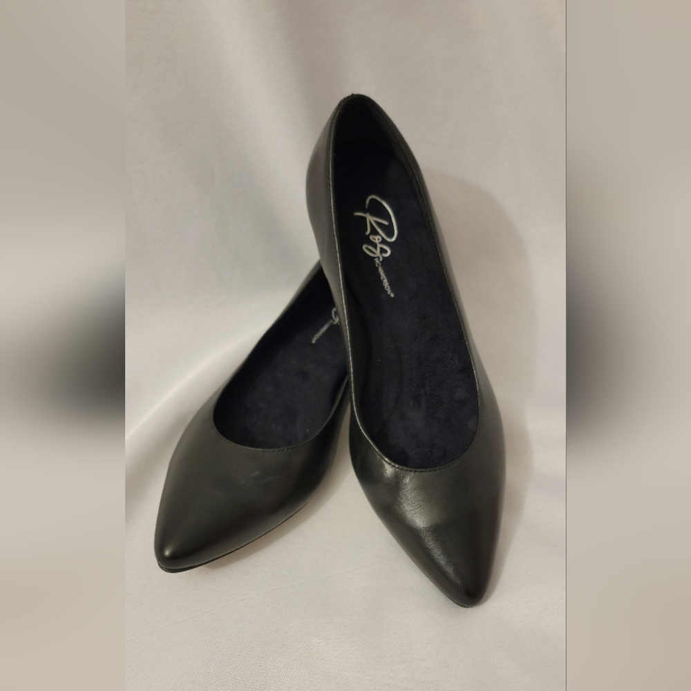 Ros Hommerson Womens Black Flats Size 8N